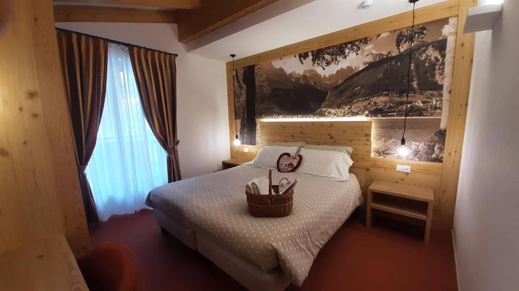 Hotel Des Alpes Molveno Eksteriør billede